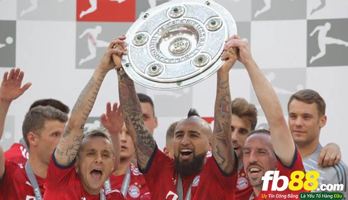 fb88-barcelone-dat-thoa-thuan-voi-Arturo-Vidal