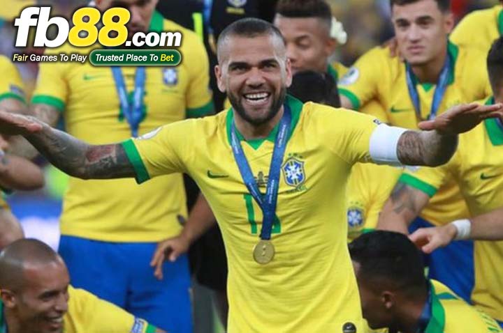 fb88-Dani Alves-1