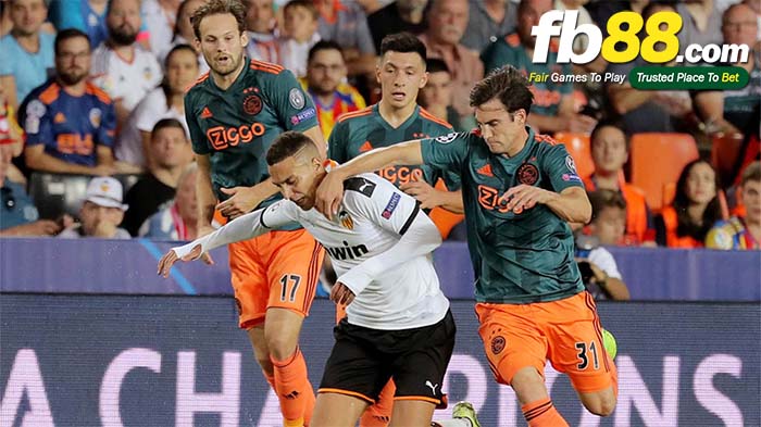 fb88-nhận định kèo bóng đá Ajax Amsterdam vs Valencia
