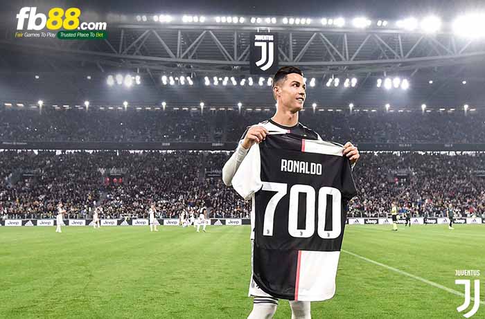 fb88 ronaldo 700 bàn thắng