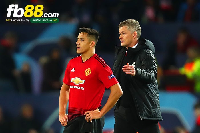 man united điên đầu vì phải trả phí trung thành cho sanchez