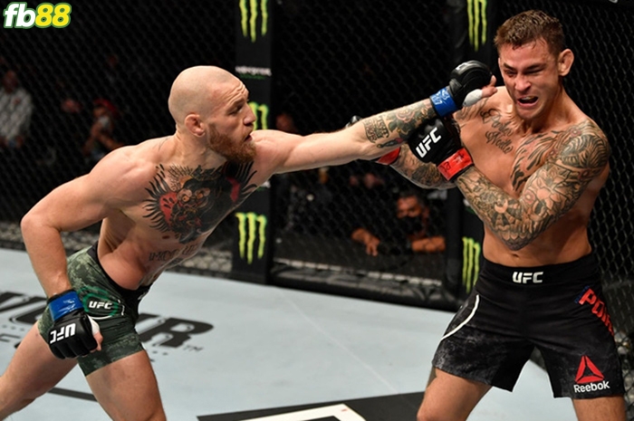 Dustin Poirier đánh bại Conor McGregor