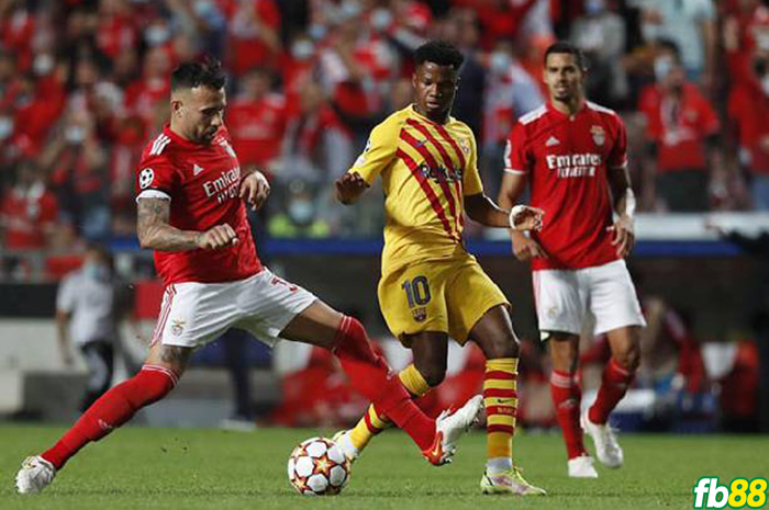 Barcelona v Benfica