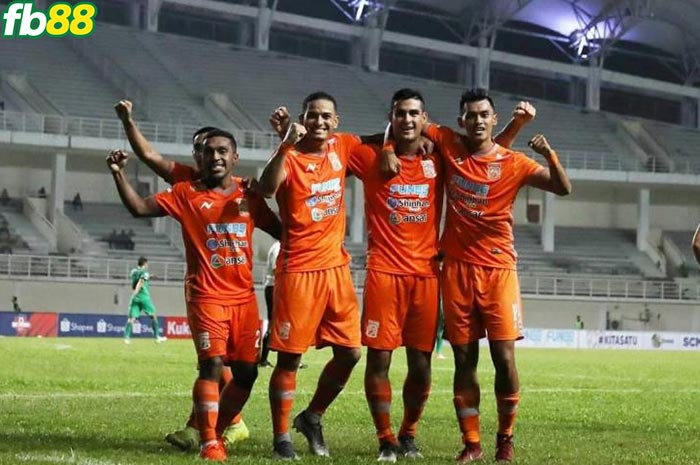 Borneo vs TIRA Persikabo