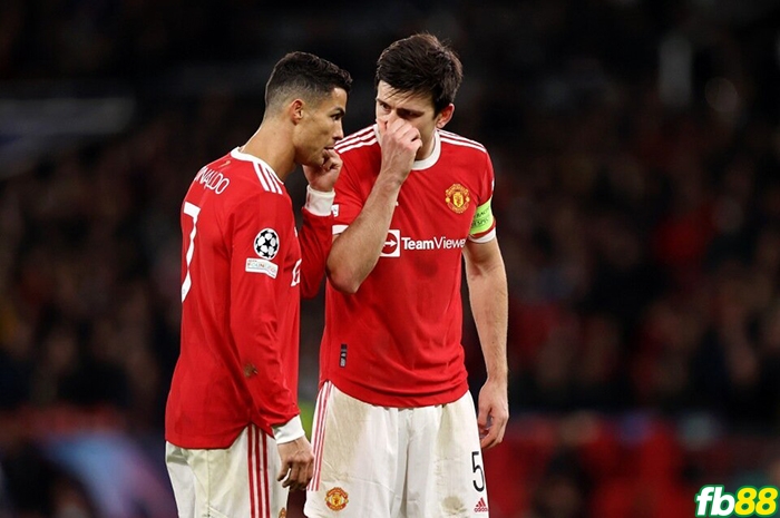 Thủ quân MU phản bác chuyện xích mích Ronaldo