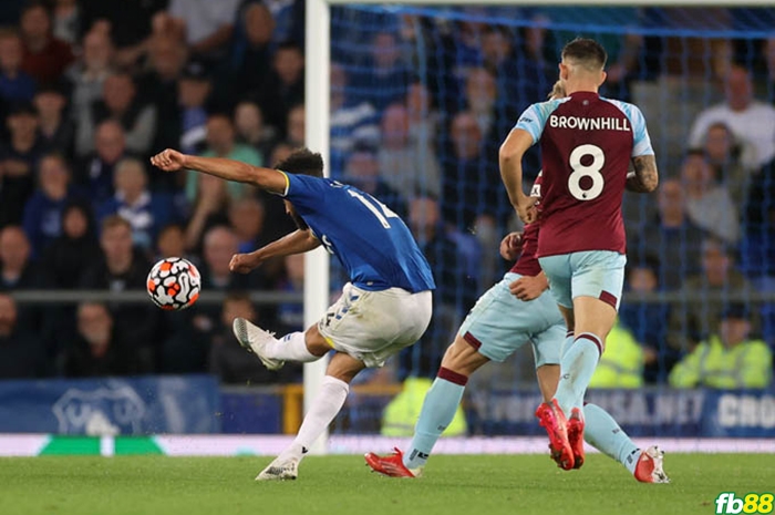 Burnley 3-2 Everton
