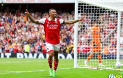 Gabriel Jesus biến Arsenal