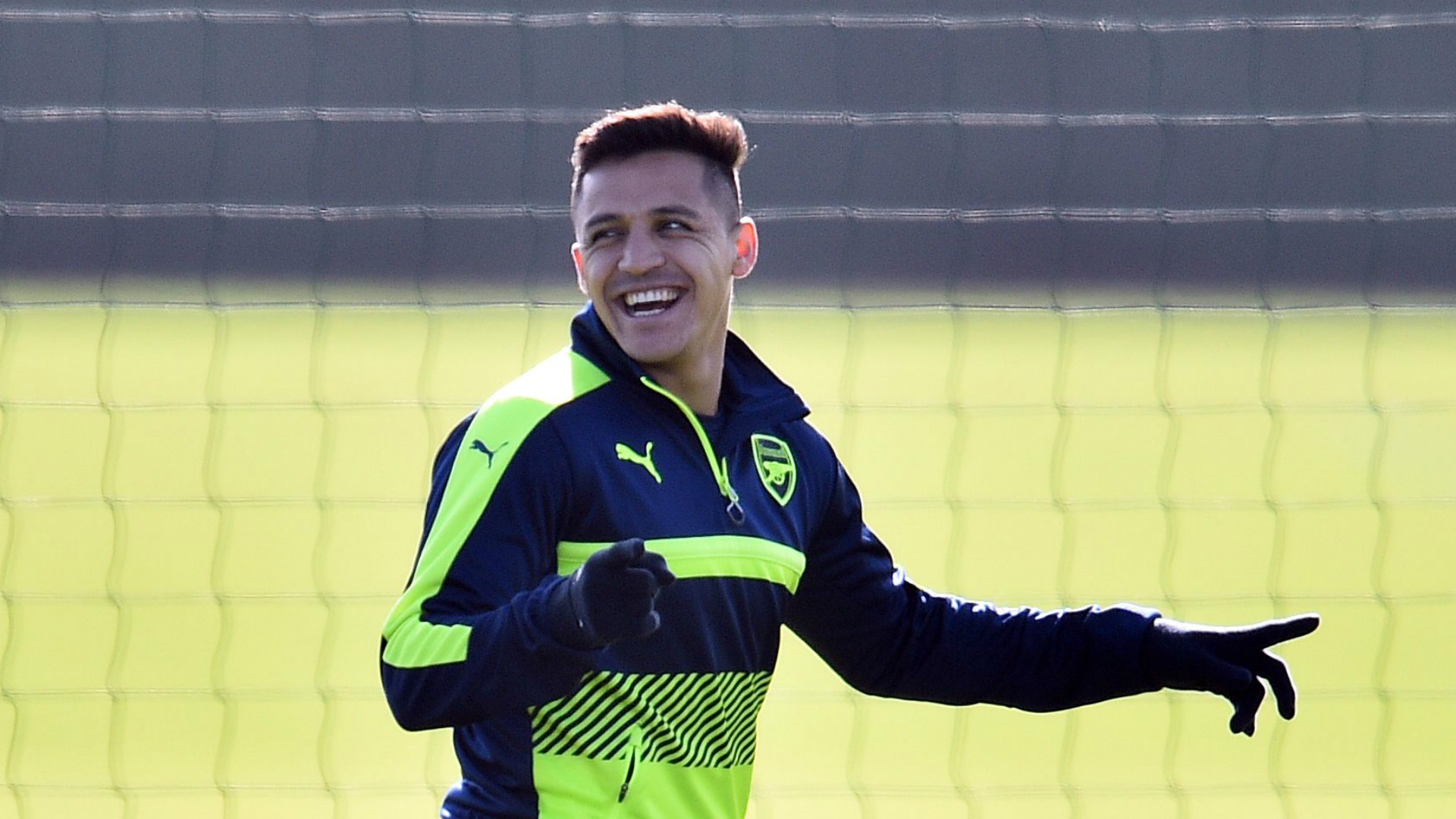 Alexis andres martinez Arsenal Training